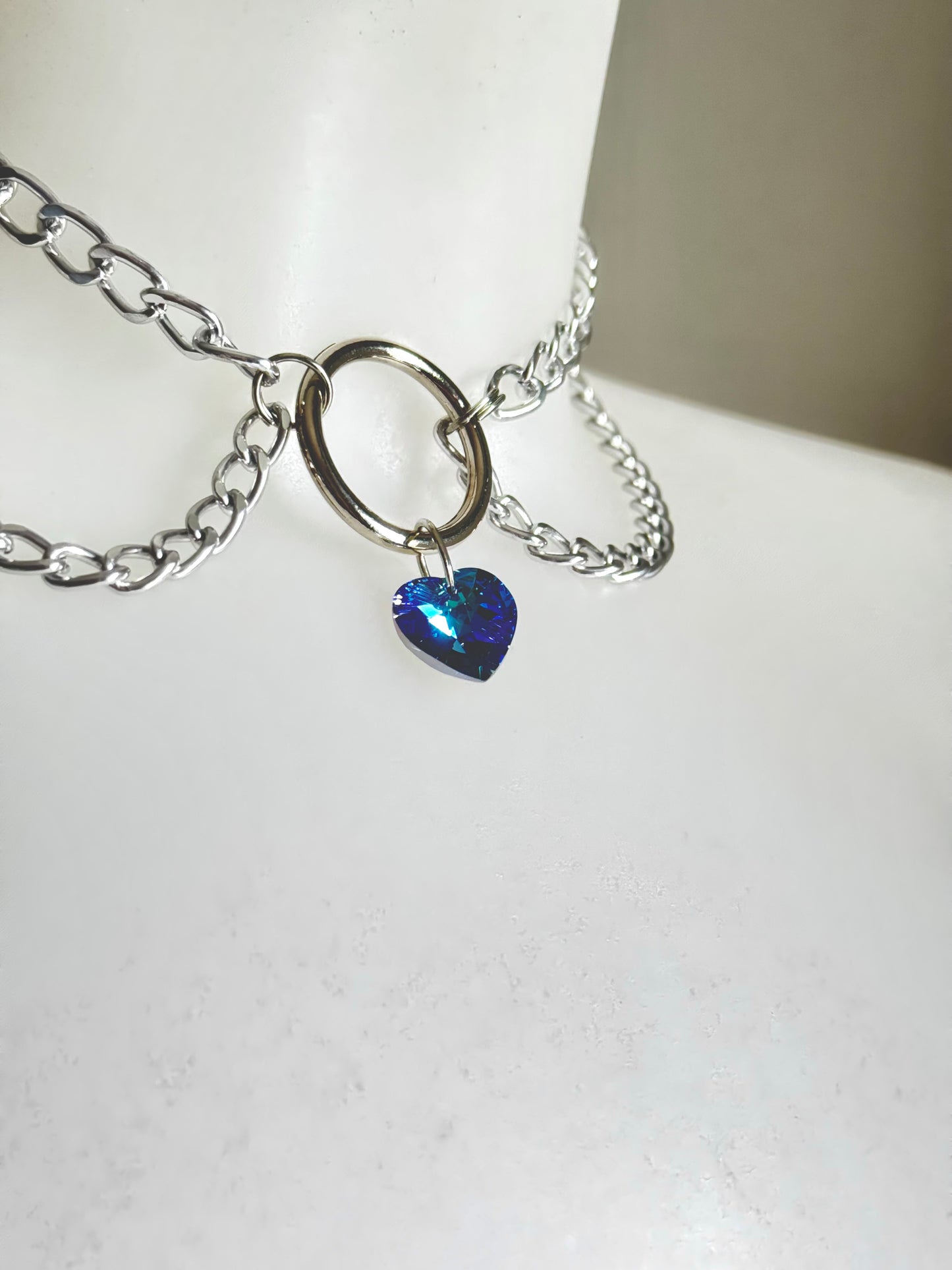 Honey Bunny Choker Round - SILVER & BLUE