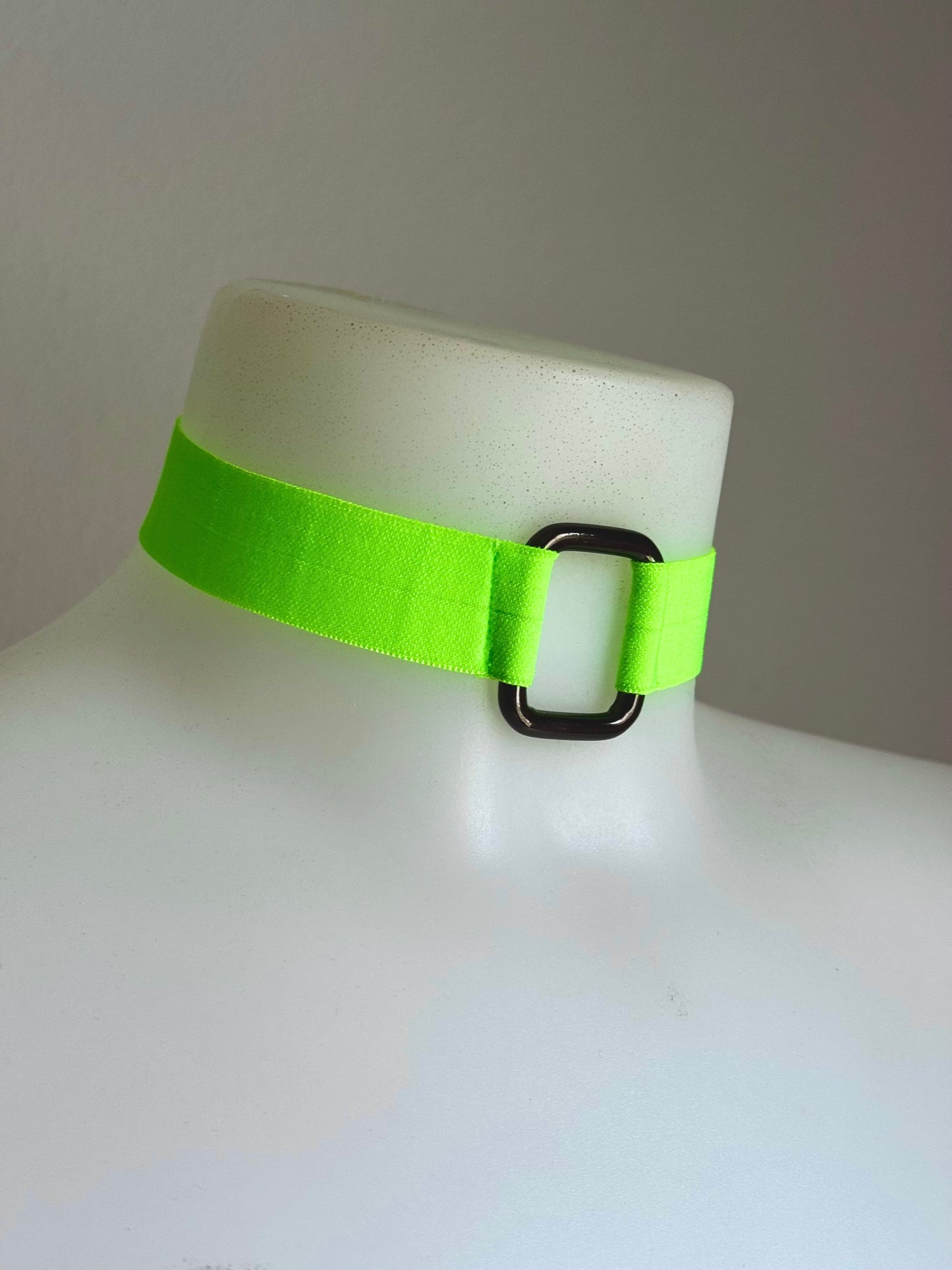 Toxic Choker - NEON GREEN